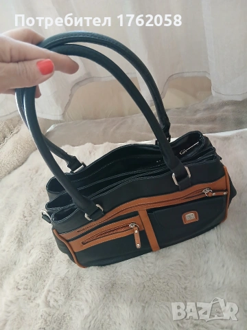 Чисто нова дамска чанта, снимка 4 - Чанти - 53746659