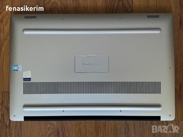 15.6' 100% sRGB IGZO4 Core i7-9850H DELL Precision 5540 16GB DDR4/512GB NVMe/Quadro T1000 4GB/Бат 6ч, снимка 5 - Лаптопи за работа - 53885095