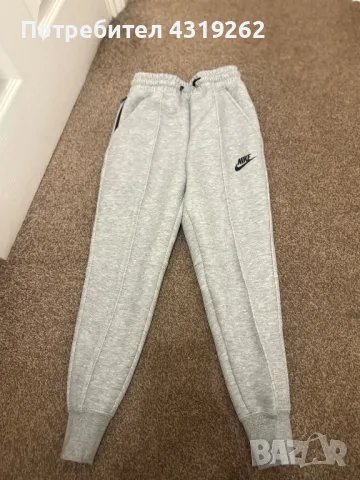 Детско долнище Nike Tech Fleece, снимка 1 - Детски анцузи и суичери - 49227660