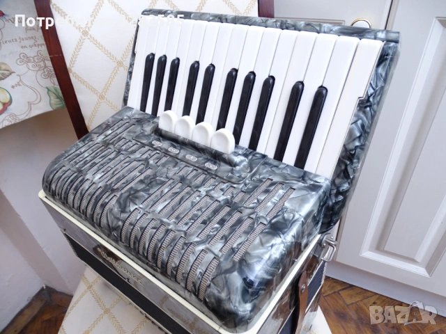 Акордеон Велтмайстер 40 баса, снимка 10 - Акордеони - 53004254