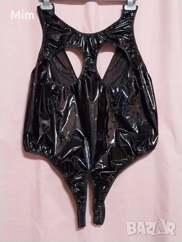 4XL Черно боди от лак /винил/с отворено дъно и бюст, снимка 4 - Бельо - 53171197