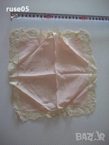 Лот от 4 бр. дамски кърпички с дантели на 1 кука, снимка 4 - Колекции - 49701935