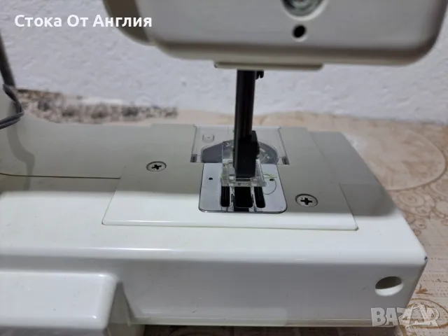 Шевна машина - Janome 525, снимка 4 - Друго търговско оборудване - 49843323