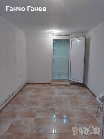 продавам гараж, снимка 11 - Гаражи и паркоместа - 53242533