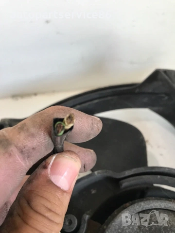 Вентилатор на двигателя за Peugeot Partner 1.6 HDI (2007) , снимка 3 - Части - 53834989