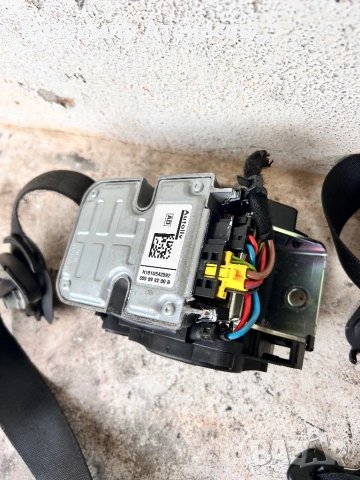 602208200. Предпазен колан преден ляв за Мерцедес Е-класа W211. Седан комби. 609098200B, снимка 2 - Части - 53047902