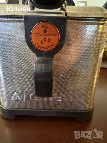 Фритюрник тефал като нов, снимка 2 - Фритюрници - 53956501