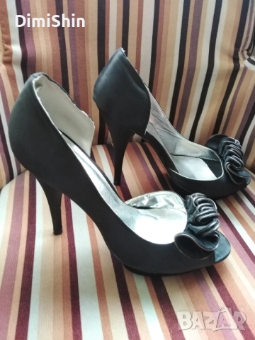 Елегантни обувки с висок ток Мегияс