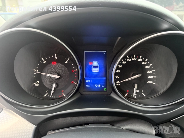 Toyota Avensis Facelift / 2017г / 178000км, снимка 11 - Автомобили и джипове - 53871483