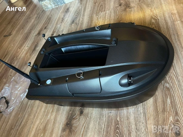 Лодка за захранка с GPS и сонар, снимка 3 - Такъми - 52147886