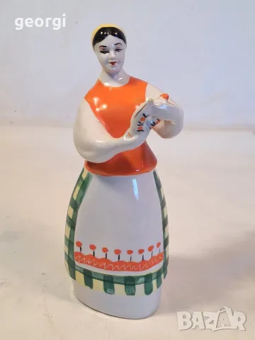 Руска порцеланова фигура 