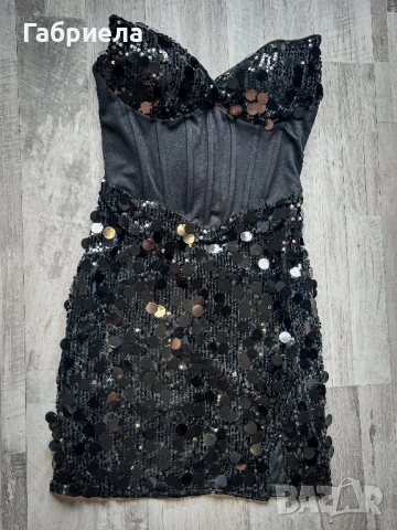 Нова къса черна рокля с корсет
