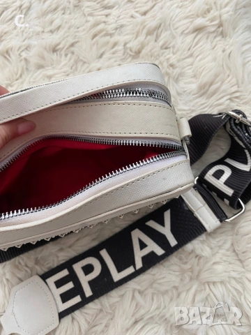 Дамска чанта, снимка 5 - Чанти - 54089605