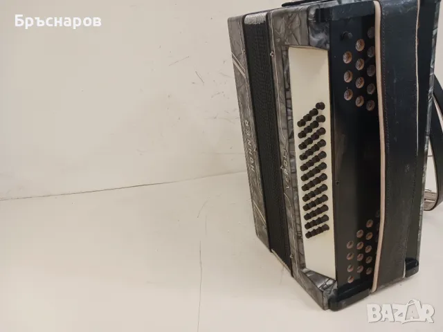 Акордеон Hohner Verdi 48 баса, снимка 5 - Акордеони - 47121820