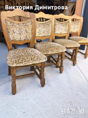 Комплект от 4 трапезни стола 