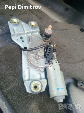 Мотор задна чистачка за Ford Focus 1999 - 2004г., 0 390 201 552, 0390201552, КОМБИ, снимка 2 - Части - 51293201