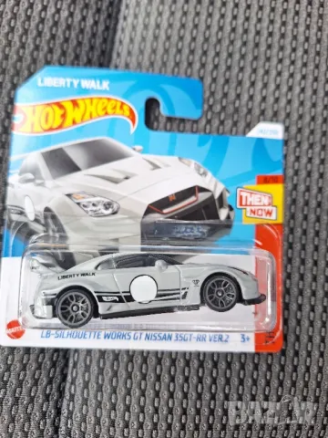 Hot wheels Nissan GTR 35GT-rr, снимка 1 - Колекции - 47939272