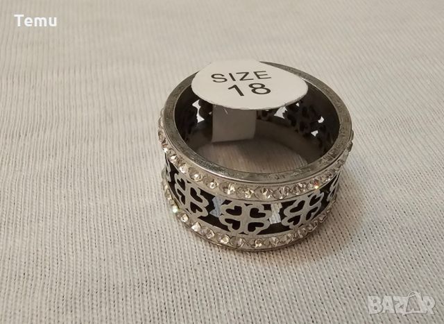 Стилен дамски пръстен от медицинска стомана Детелини с камъни цирконии, снимка 2 - Пръстени - 46410535