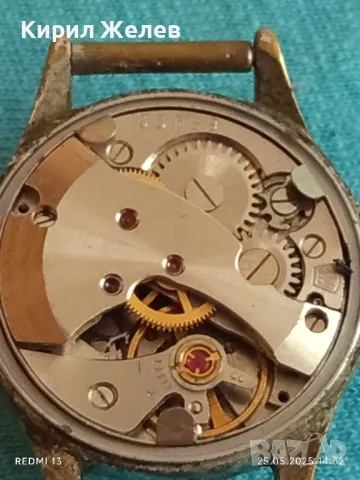 Стар механичен часовник дамски Заря СССР 17 камъка за ремонт части КОЛЕКЦИЯ 46126, снимка 7 - Антикварни и старинни предмети - 50420429