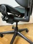 Herman Miller Aeron (Fully Loaded) Ергономичен Офис Стол в Страхотно Състояние!, снимка 8