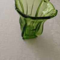  Ваза Арт Деко зелено стъкло - 1920-1930г, снимка 7 - Други ценни предмети - 45401866