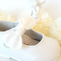№18-24, Бели балеринки за бебе момиче с елегантна панделка BUBBLE KIDS, снимка 4 - Бебешки обувки - 45447609