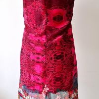Desigual червена авангардна рокля , снимка 4 - Рокли - 45452859