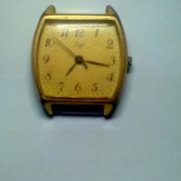 Ретро часовник Луч, снимка 1 - Антикварни и старинни предмети - 45424294