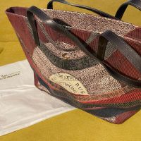 Оригинална италианска чанта марка Gattinoni, снимка 4 - Чанти - 45779644