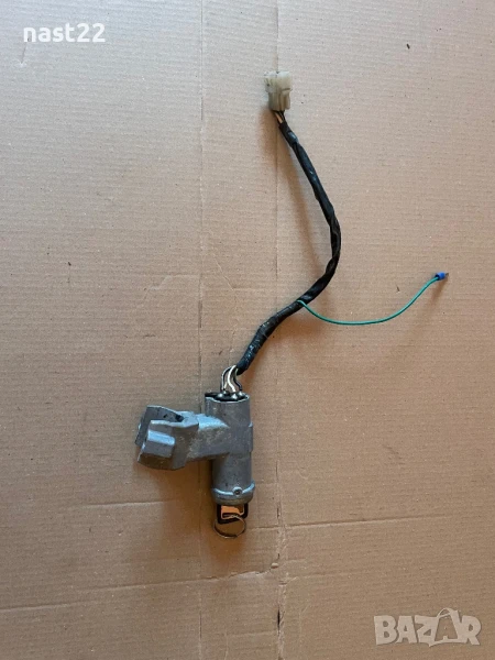 Контактен ключ с ключ за Сузуки Самурай , снимка 1