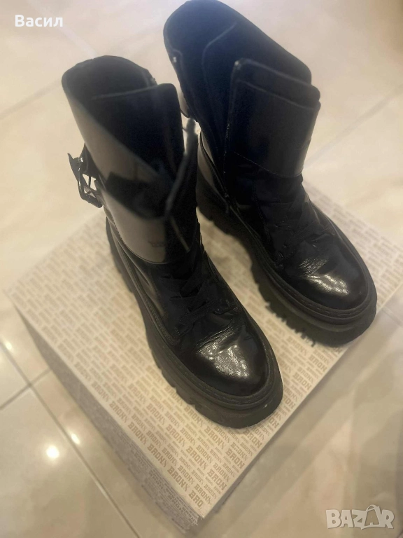Черни кожени  стилни ботуши, снимка 1