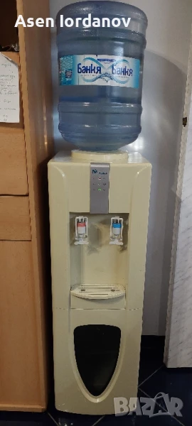 Диспенсър за вода , снимка 1