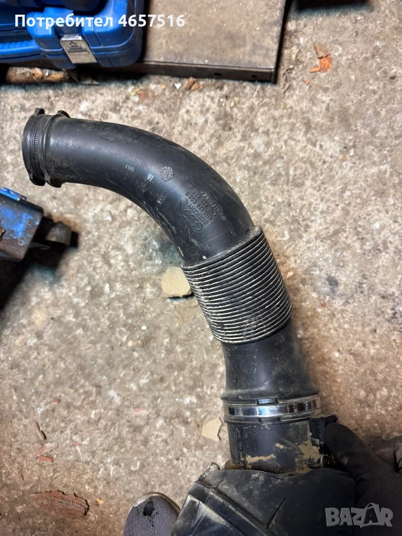 Въздуховод за Ауди Audi A8 D4 H4 3.0Tdi 250ps. само за 50лв. 4H0129606B, снимка 1