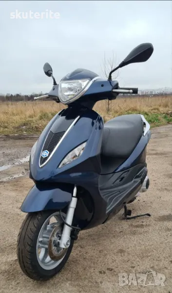 Piaggio Fly Пиаджо Флай Скутер мотопед мотор НА ЧАСТИ, снимка 1