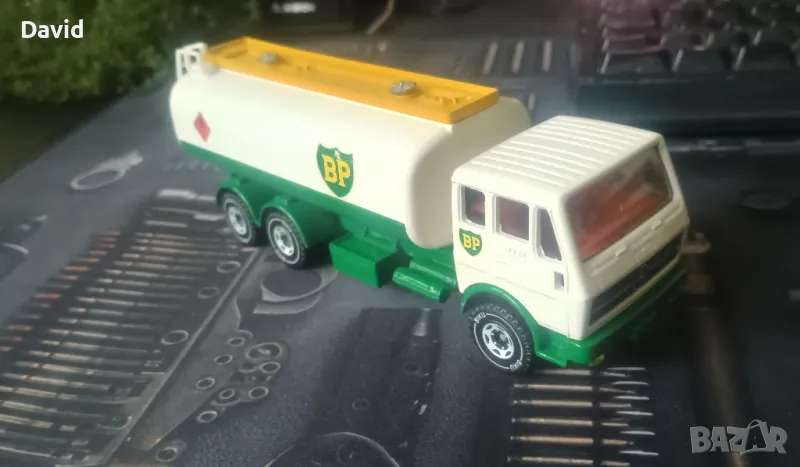 Siku Камион Танкер Mercedes Benz Vintage, снимка 1