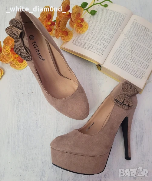 Красиви бежови дамски обувки на ток номер 40, снимка 1