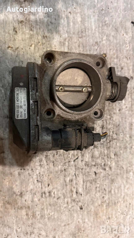 Дроселова Клапа за Mercedes W202 - 1111410025 / 0205003044, снимка 1