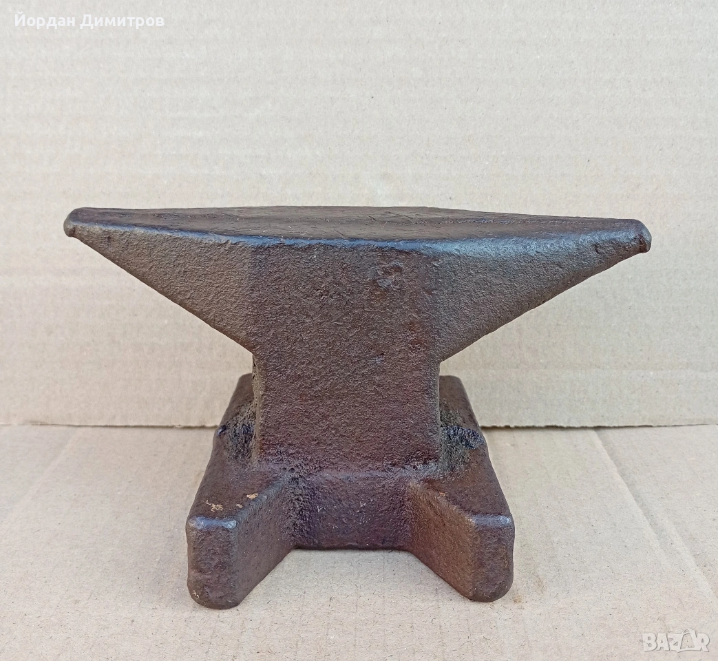 малка наковалня , снимка 1