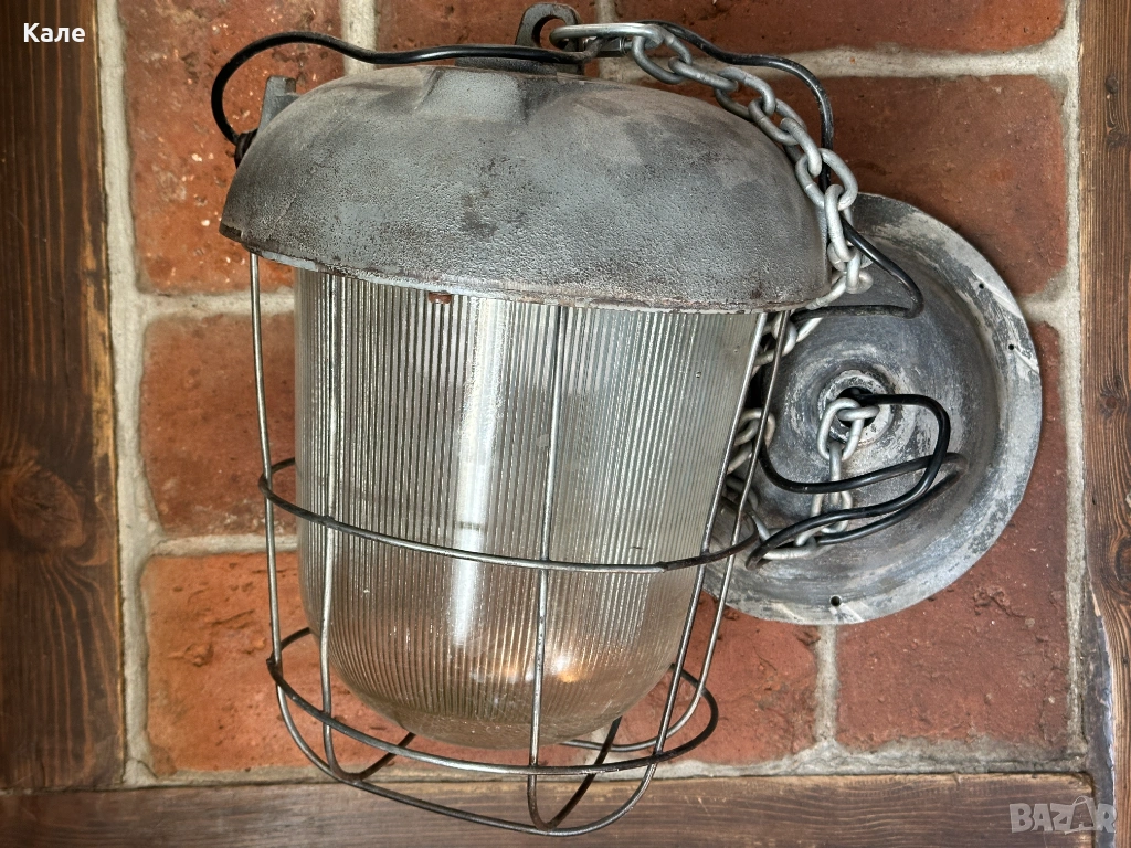 Индустриална лампа масивна полилей за таван бронирана винтидж, снимка 1