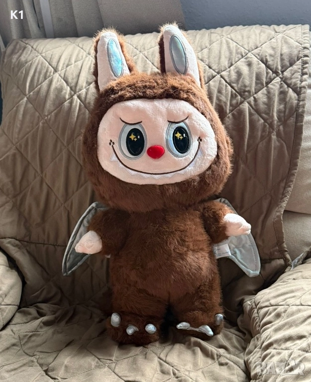 Плюшена играчка Лабубу 40см с крила кафяв цвят Labubu, снимка 1