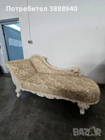 Ретро диван-лежанка в стил "Барок"