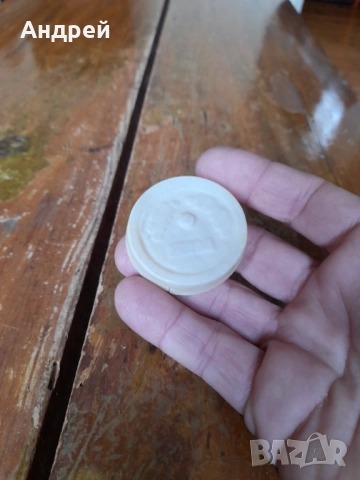 Стара капачка, снимка 2 - Други ценни предмети - 52239978