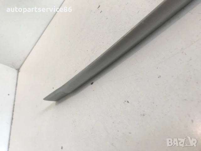 Лайсна Задна дясна врата сребрист за Mazda 3 1.6 16V (2005), снимка 3 - Части - 53661377