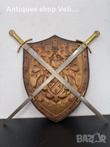 Герб/щит с мечове за стена №7586, снимка 4 - Други ценни предмети - 52317485