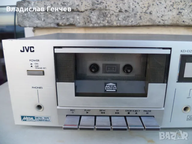 Касетъчен дек JVC KD-D2, снимка 2 - Декове - 48888710