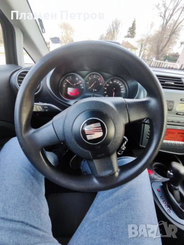 Seat Leon 2009г., 2.0TDI 8v 140к.с. DSG 6ск, снимка 12 - Автомобили и джипове - 52710498