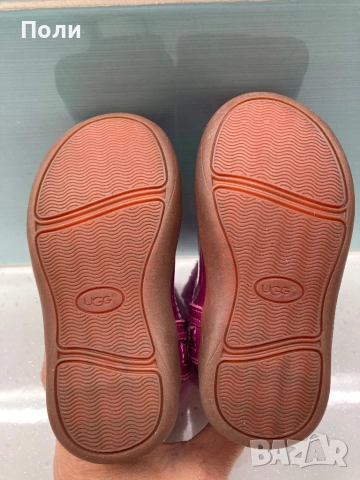 Детски кожени ботушки   НОВИ UGG оригинални  N:22.5, снимка 3 - Детски боти и ботуши - 52371829