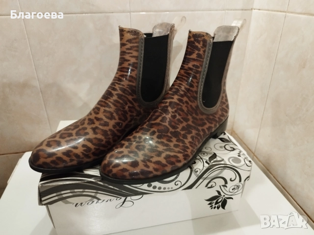 Дамски боти гумени 