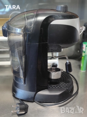 ЕСПРЕСО КАФЕМАШИНА DELONGHI работеща(може коментар по цената), снимка 2 - Кафемашини - 51731090