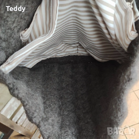 Стилна вълнена чанта с кожена дръжка, ръчно изработена, снимка 10 - Чанти - 53055026